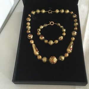 Gold-Tone Beaded Necklace & Bracelet Set - Elegant Women's Jewelry